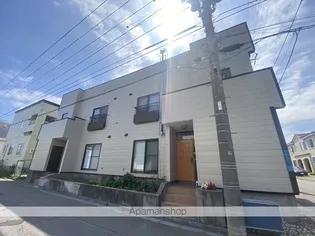 杉並町22番1棟2戸(スギナミチョウニジュウニバンヒトムネニコ)【1階】の外観